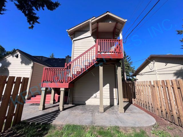 Building Photo - 14530 SE Main St Rental