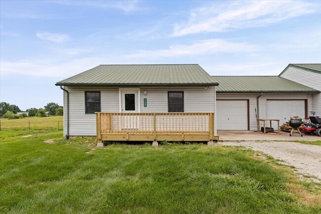 Photo - 238 Maple St