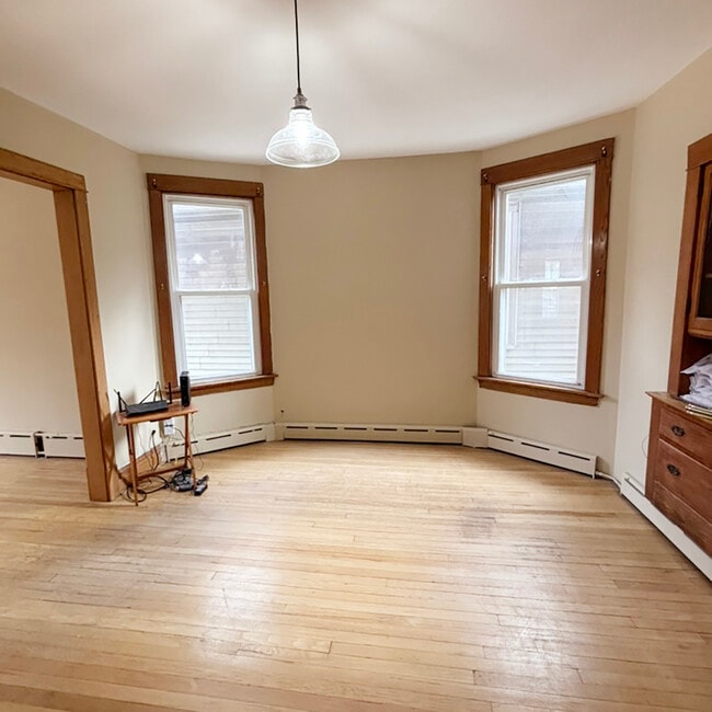 Photo - 2133 W Grace St Unidad 2