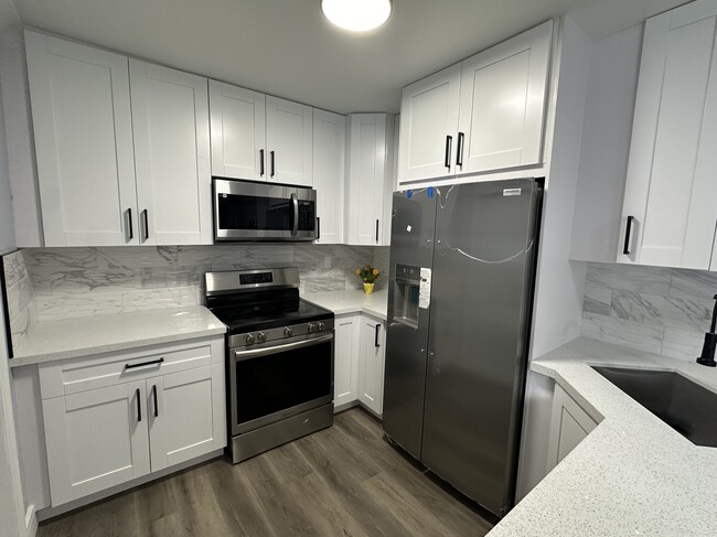 Photo - 814 SW 12th Pl