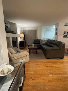 Photo - 12824 Jasmine St