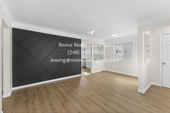 Photo - 18240 Negaunee