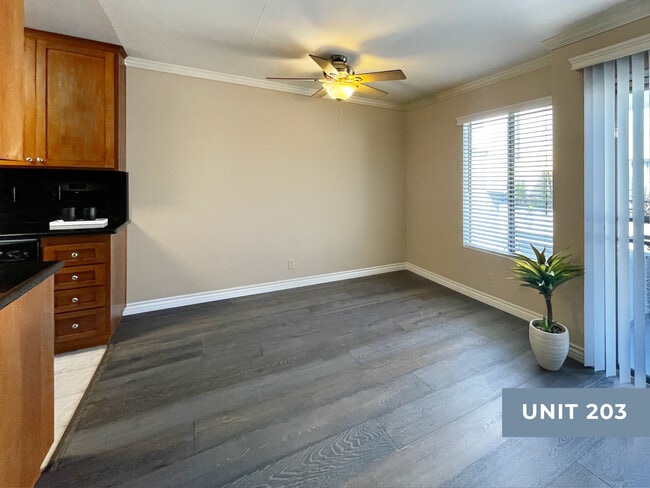Bright dining nook off of kitchen