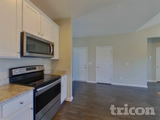 Photo - 1016 Cyril Dr