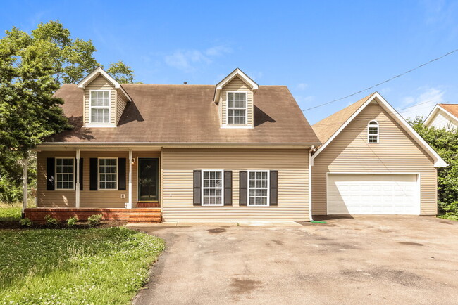 Photo - 241 Faldo Dr House