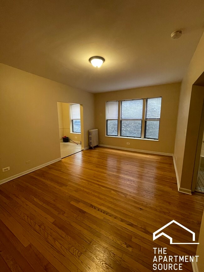 Photo - 7728 N Marshfield Ave Unidad 1B