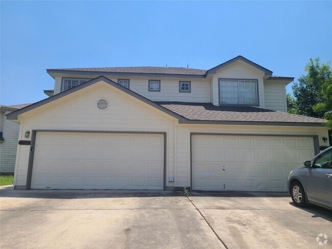 Building Photo - 806 Sagewood Trail Rental