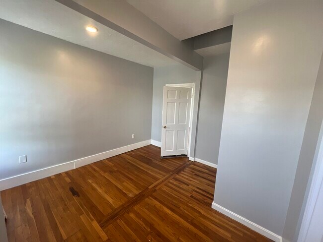 Photo - 77 Walden St Unidad 3
