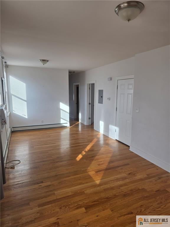 Photo - 110 Willow Ave