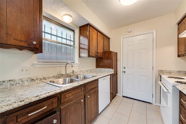 Photo - 6924 Margaret Dr