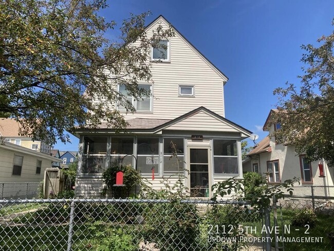 Building Photo - 2112 N 5th Ave Unit 2 Rental