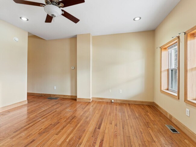 Photo - 6231 Jefferson St Unit #1