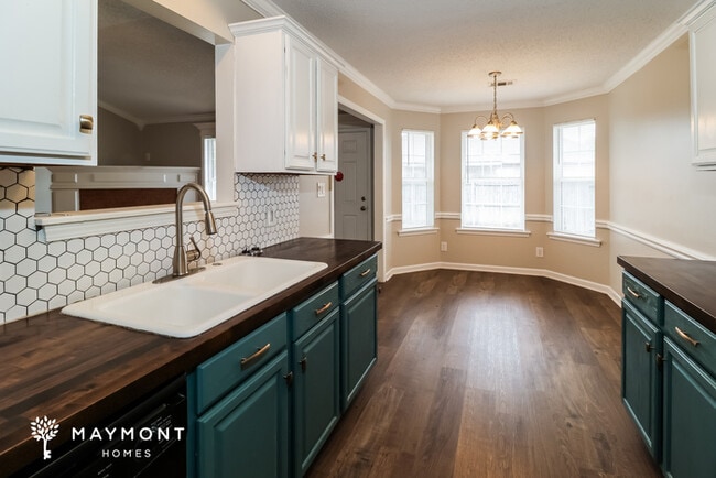 Photo - 3308 Lacross Dr