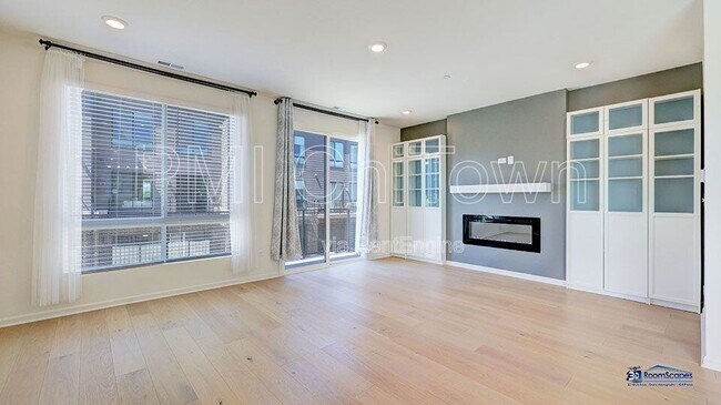 Photo - 2326 Venture Dr