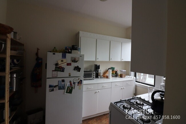 Photo - 122 Babcock St Unit 4B