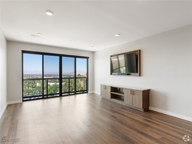 Building Photo - 2460 E Serene Ave Unit 509 Rental