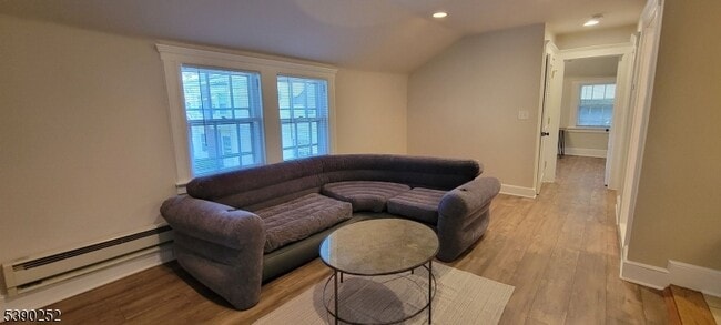 Photo - 9 Lincoln St