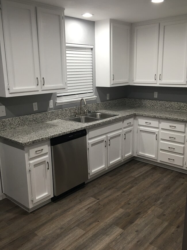 Photo - 238 S Sunset St