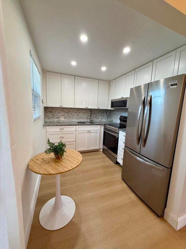 Photo - 402 Brighton J Unit J