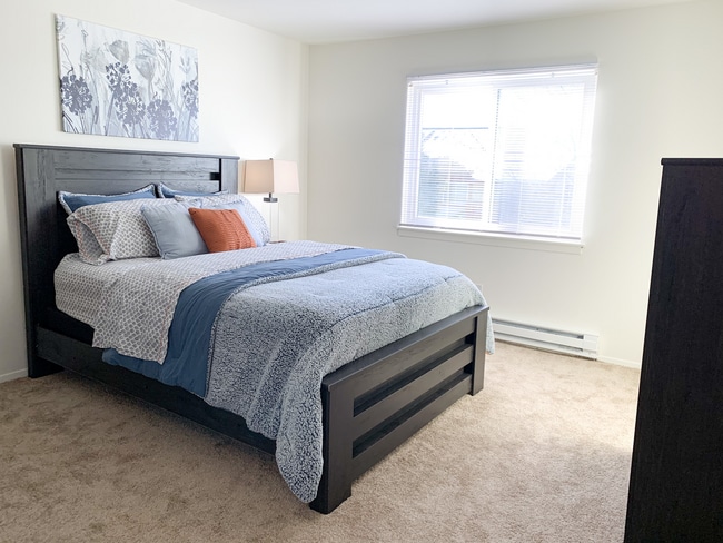 Ridge View Apartments Bedroom
