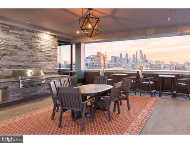 Photo - 235 N Christopher Columbus Blvd Unit 1110