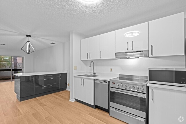 Building Photo - 1410 Ocean Dunes Cir Rental