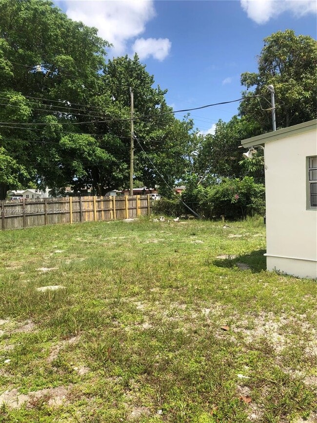 Photo - 1548 NW 3rd Terrace