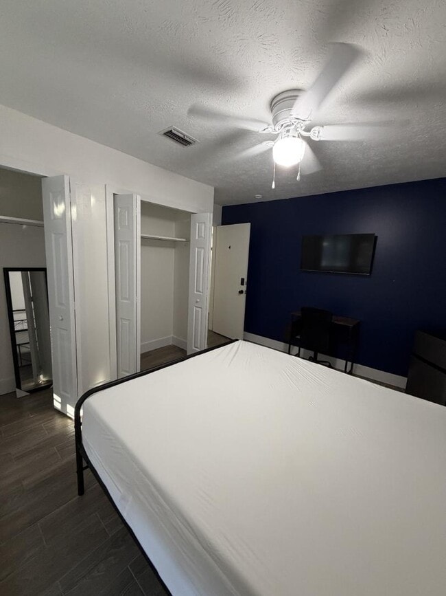 Photo - 5140 River Bluff Ln