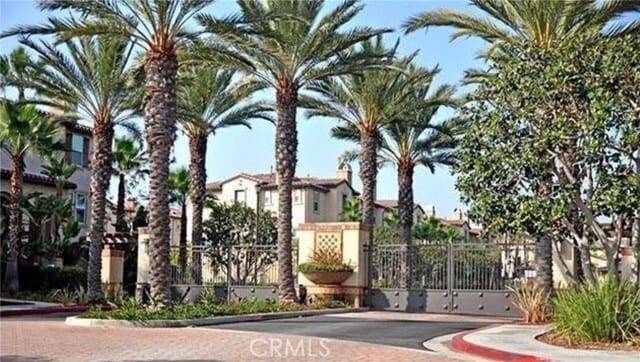76 Bixby Cir