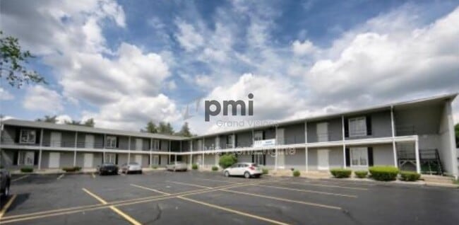 Building Photo - 1305 18th St Unit 5