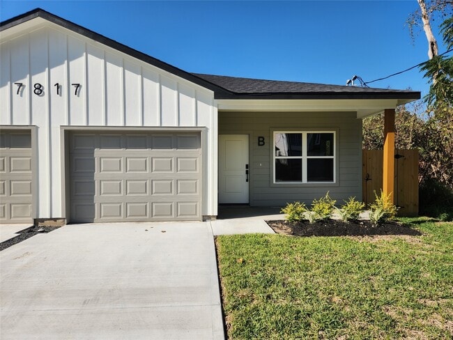 Photo - 7817 Beckley St