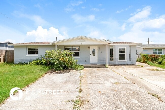 Building Photo - 3904 Elmwood Dr