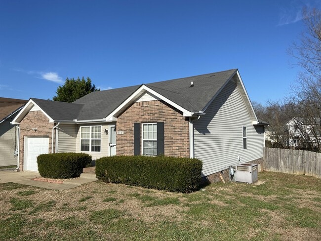 Photo - 417 McMurry Rd