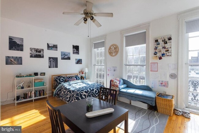 Photo - 711 Walnut St