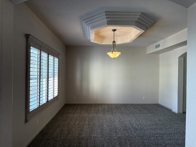 Photo - 317 Zenith Dr