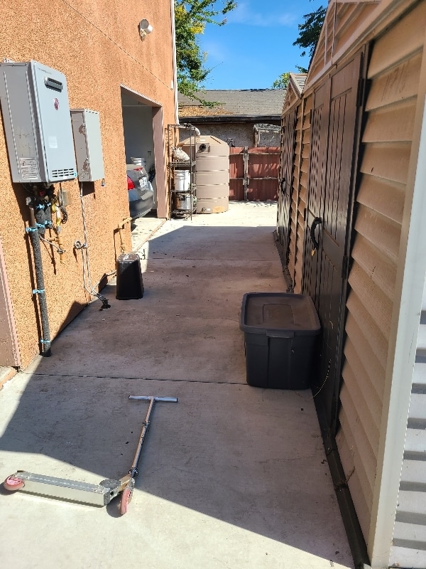 Photo - 11716 S Central Ave