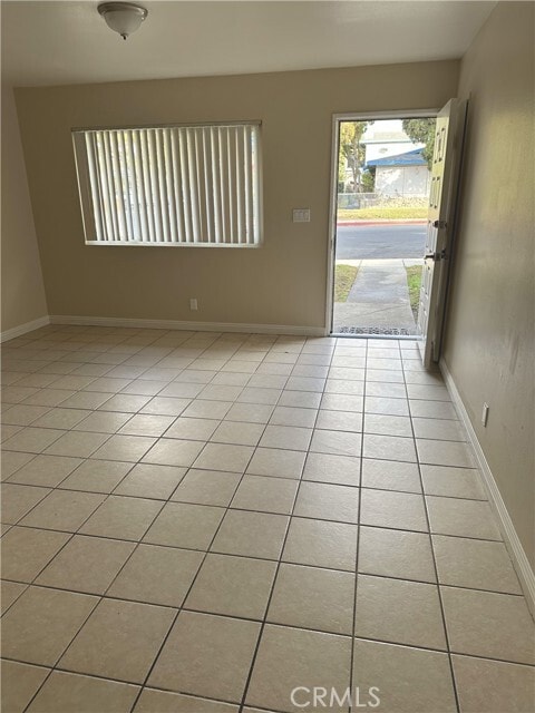 Photo - 4505 Canoga St