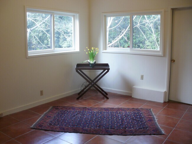 Photo - 58 Roble Rd Unit Detached Cottage