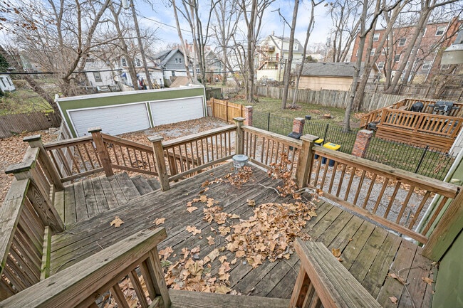 Deck - 4616 Tracy Ave Unit 1