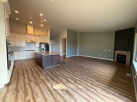 Photo - 602 Ridgeview Ln