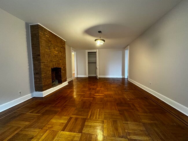 Building Photo - 71 Summit Ave Unit 3 Rental