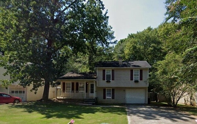 Building Photo - Charming 3 Bedroom, 2 Bath Home in Stone Mountain
