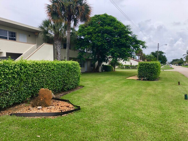 Photo - Villa Rica Apartments