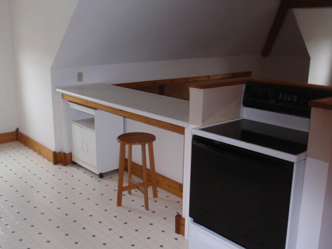 Photo - 27 N Franklin St Unit 3rd fl