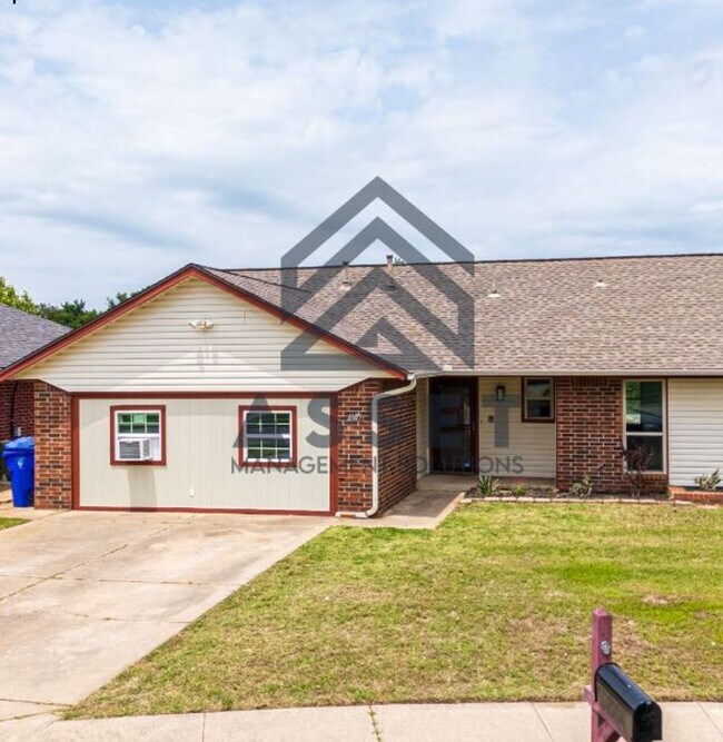 1605 Blessing Ct
