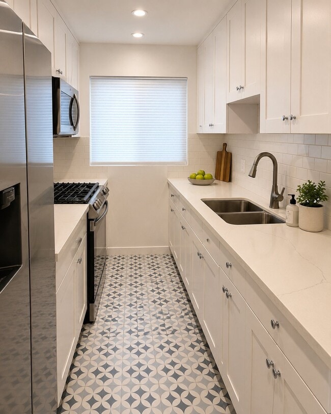Photo - 2140 Beachwood Dr Unidad 9