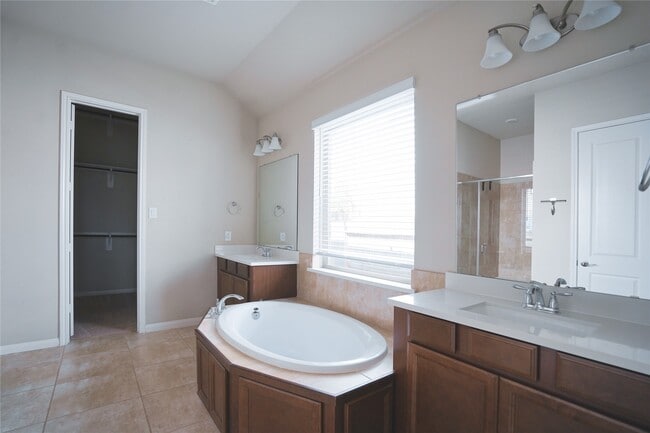 Photo - 29034 Canyon Oak Dr