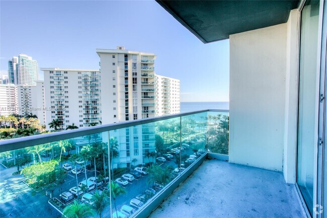 Building Photo - 4001 S Ocean Dr Unit 9A Rental