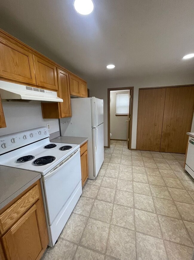 Photo - Move In Special! Enjoy $500.00 Off Your First Months Rent On This Freshly Updated Two Bedroom Pet...