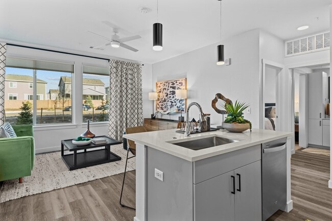 Photo - Aura Crossroads